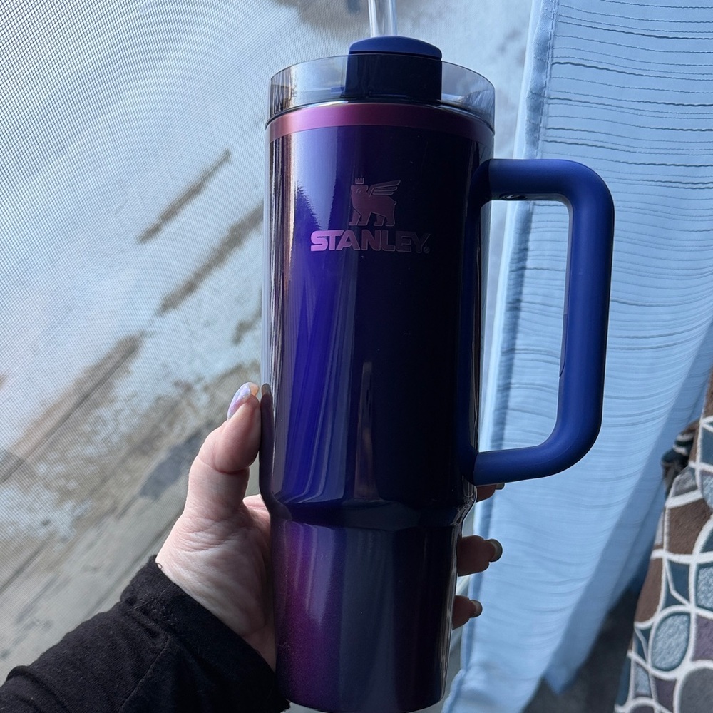 Stanley Iridescent Tumbler with Handle